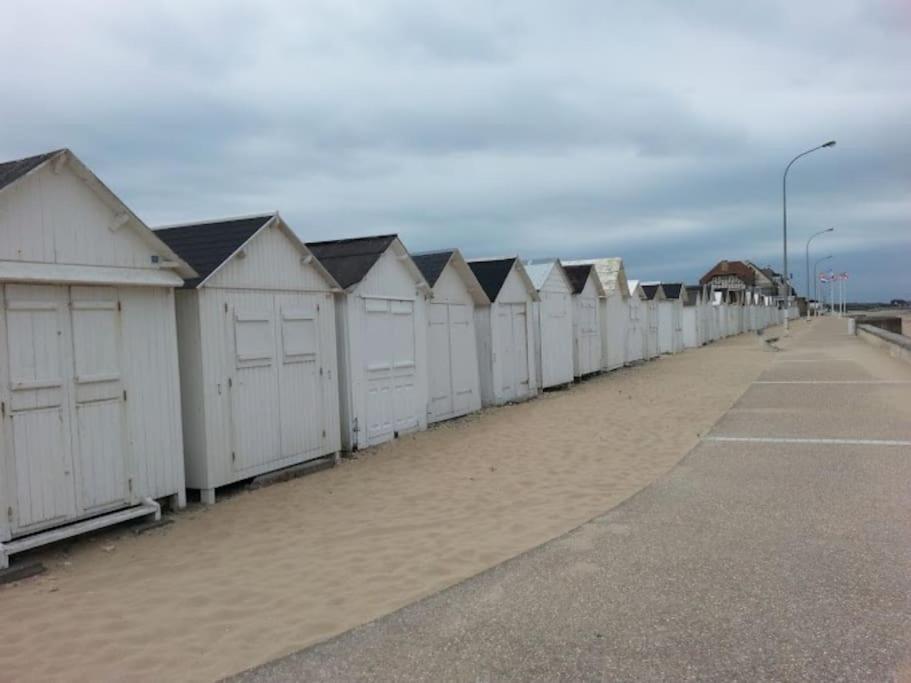 Maison Avec Terrasses A 300M De La Mer Juno Beach Bernières-sur-Mer Exteriör bild